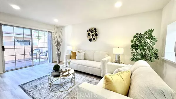 Torrance, CA 90503,3101 Plaza Del Amo 81