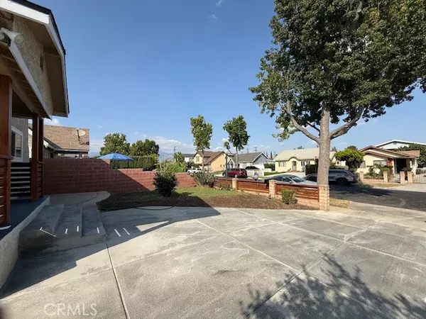 Alhambra, CA 91803,2037 3rd St
