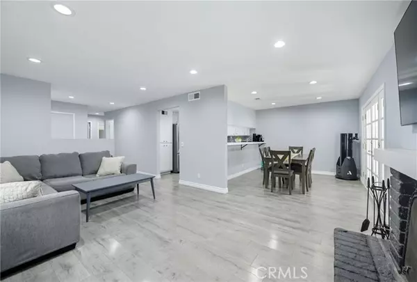 Simi Valley, CA 93063,2450 Stow ST