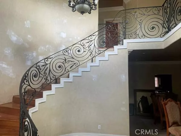 Downey, CA 90241,9114 Irwingrove