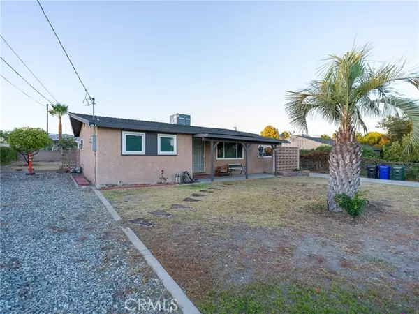 Rialto, CA 92377,18464 Banyon AVE