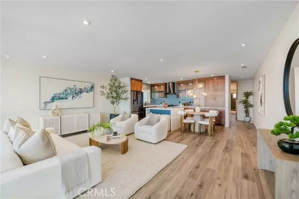 Long Beach, CA 90803,3901 E Livingston DR 402