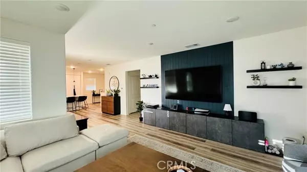 Carson, CA 90746,1416 Vigilant