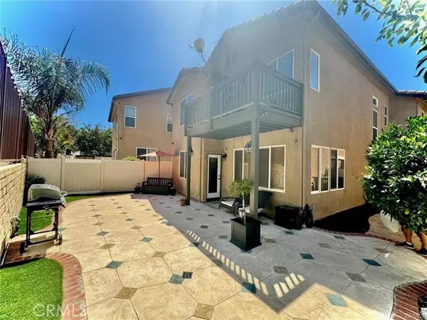 Canyon Country, CA 91351,27656 Cordovan DR