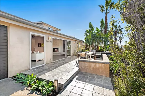 Laguna Beach, CA 92651,30692 Marilyn