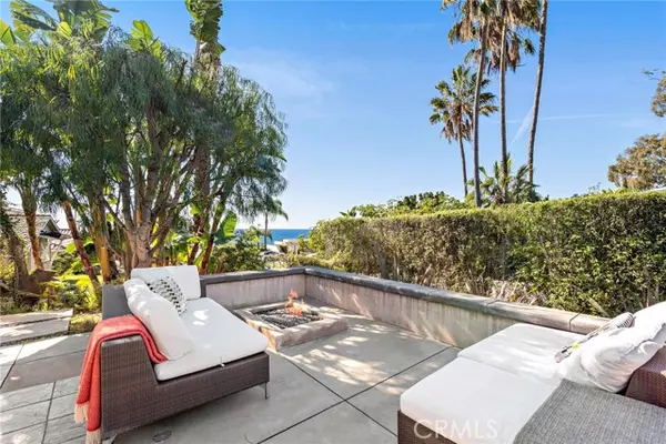 Laguna Beach, CA 92651,30692 Marilyn