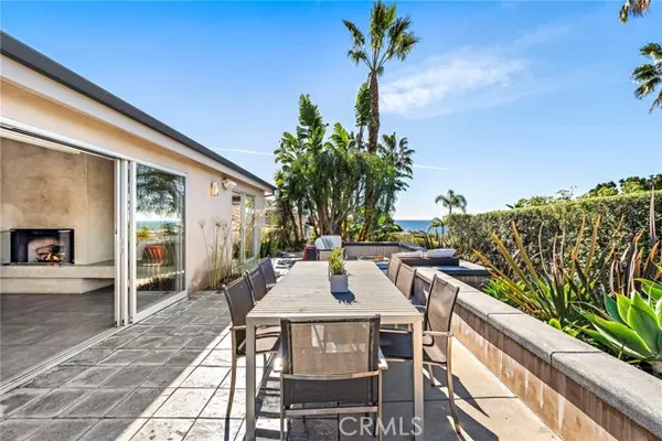 Laguna Beach, CA 92651,30692 Marilyn