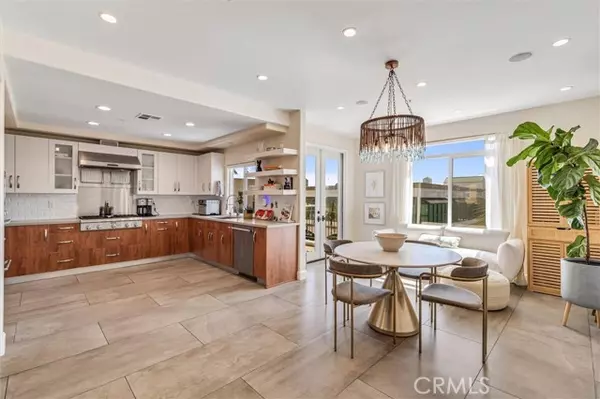 308 5th ST, Huntington Beach, CA 92648