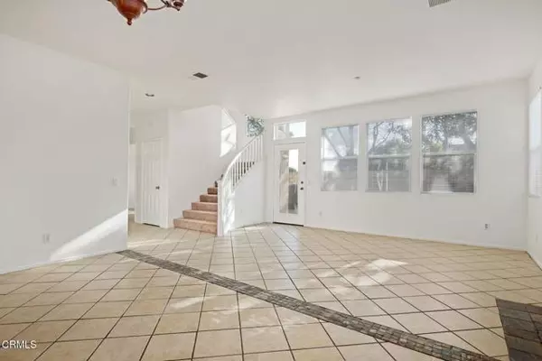 Oxnard, CA 93030,902 Calle Mar Vista VT