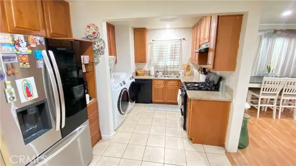 Pacoima, CA 91331,13059 Pierce ST