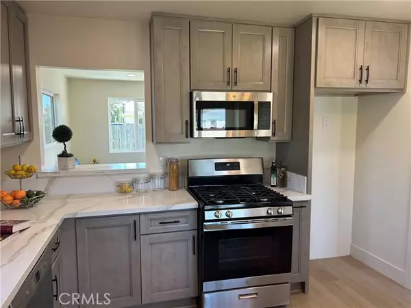 Torrance, CA 90502,1102 Maxfield