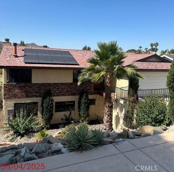 22551 Canyon Lake S, Canyon Lake, CA 92587