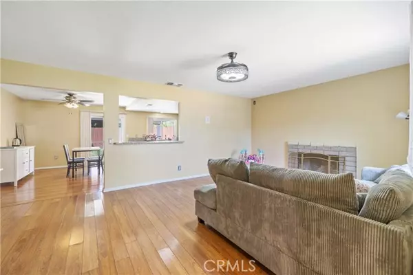 Highland, CA 92346,27888 Rainbow LN