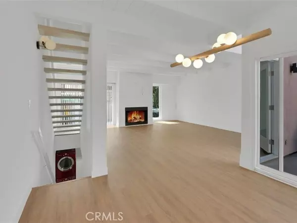 400 Monterey RD 11, Glendale, CA 91206
