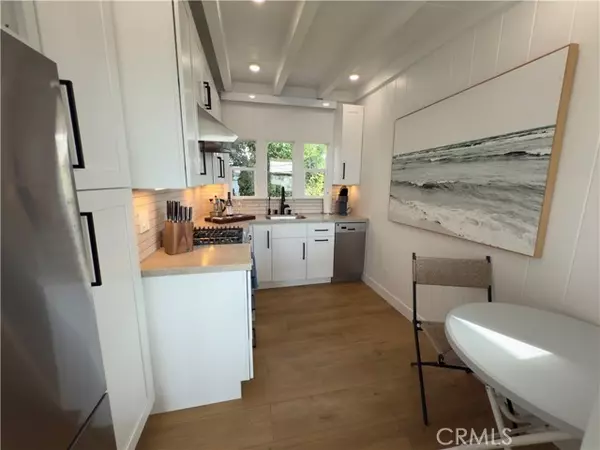 Laguna Beach, CA 92651,252 Grandview B