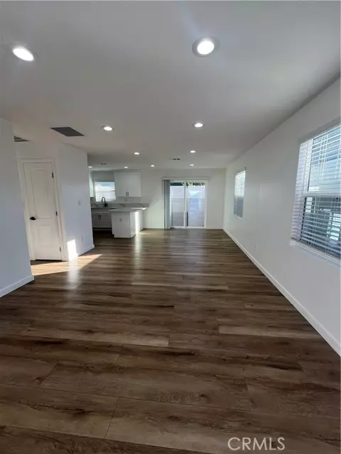 Bellflower, CA 90706,10264 1/2 Foster Rd