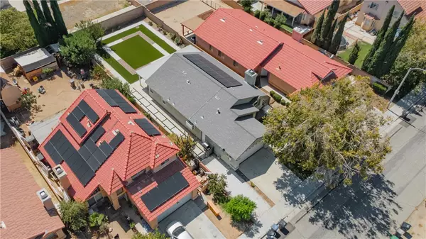 Lancaster, CA 93535,822 E Avenue J11