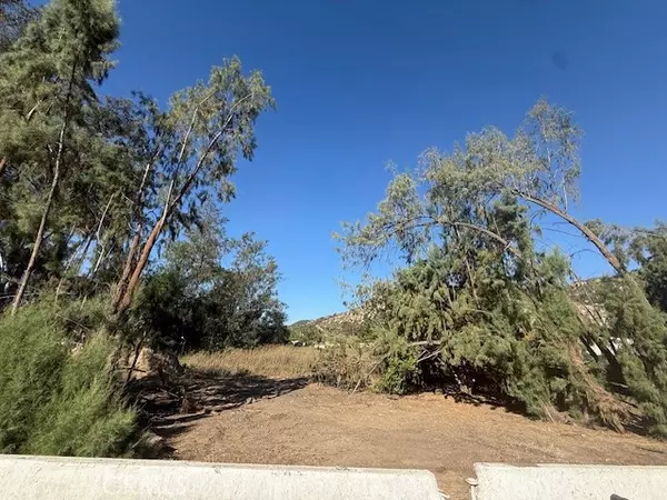 Fallbrook, CA 92028,0 Huffstatler ST