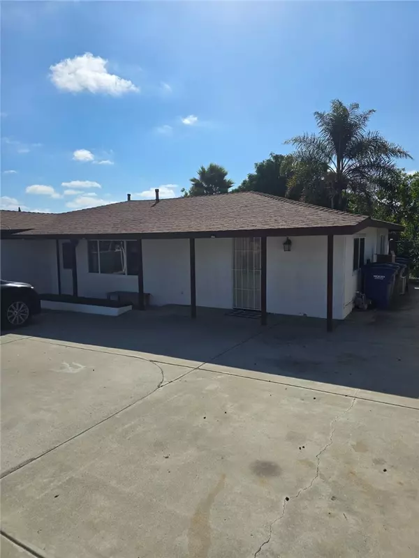 1628 MNR, Vista, CA 92084