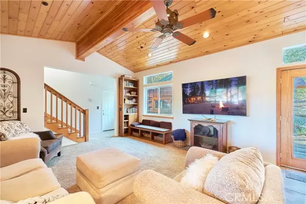 Big Bear Lake, CA 92315,39519 Lakeview Pines RD