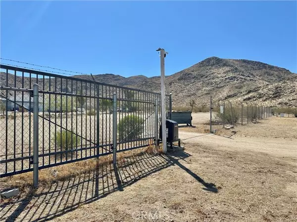 Apple Valley, CA 92307,15960 Soft Tail RD