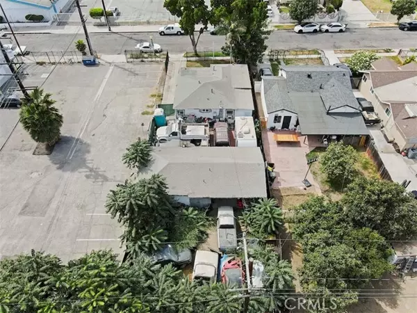 Compton, CA 90221,116 N Holly AVE