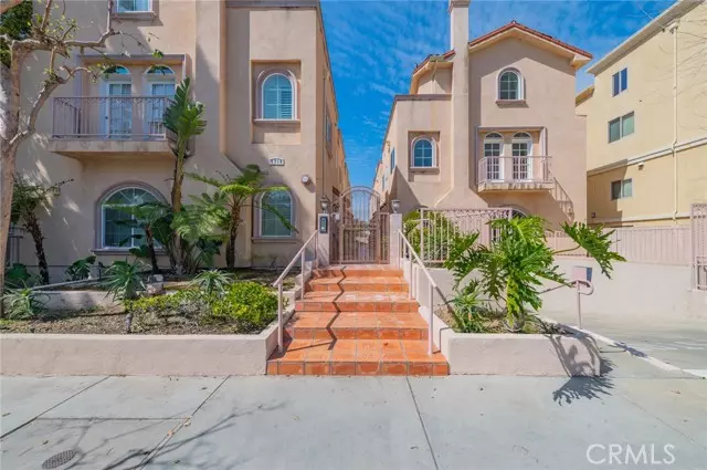 North Hollywood, CA 91601,5719 Camellia AVE 102