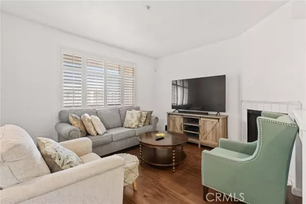 West Covina, CA 91791,130 S Barranca St, 302