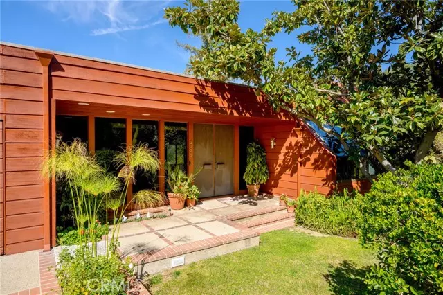 Glendale, CA 91206,3275 Buckingham RD