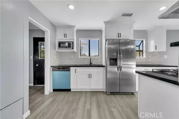 Lancaster, CA 93534,727 W Ave H8