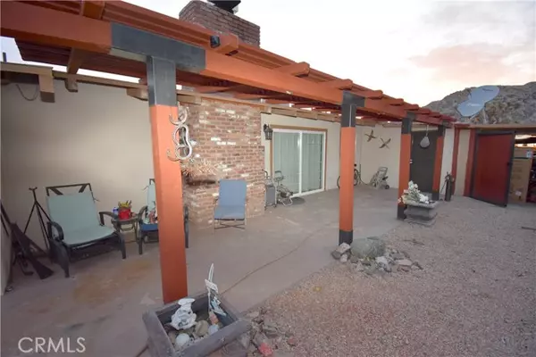 Apple Valley, CA 92307,24660 Shoshone