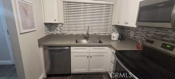 Simi Valley, CA 93063,3474 Highwood 80