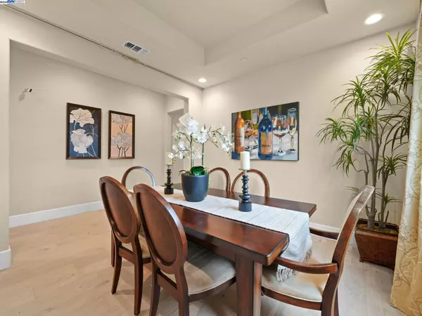 Dublin, CA 94568,7211 Kylemore Ct