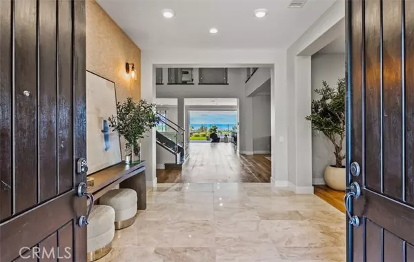 Irvine, CA 92602,224 Clear FLS