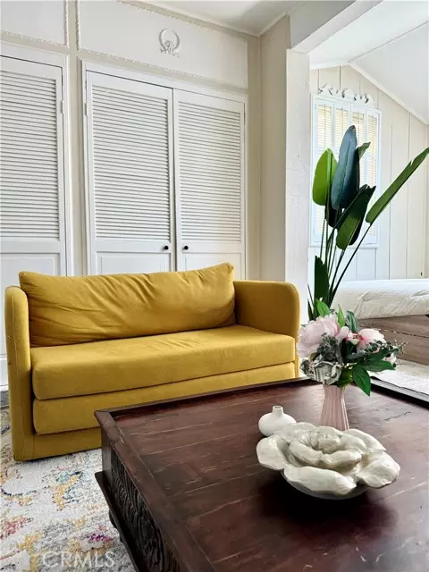 West Hollywood, CA 90069,8956 1/2 Norma Place PL
