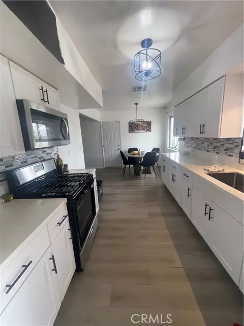 Victorville, CA 92394,15802 Malpais LN