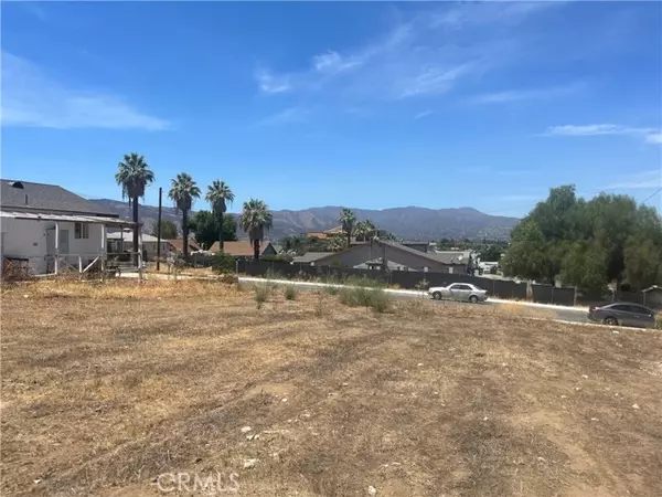 Lake Elsinore, CA 92530,0 Skyline