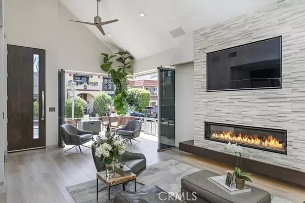 Long Beach, CA 90803,29 W Neapolitan LN