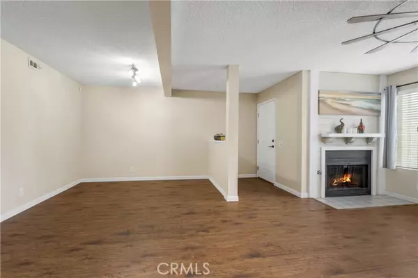 Huntington Beach, CA 92649,16581 Grunion LN 204