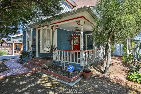 Corona, CA 92882,623 S Merrill ST