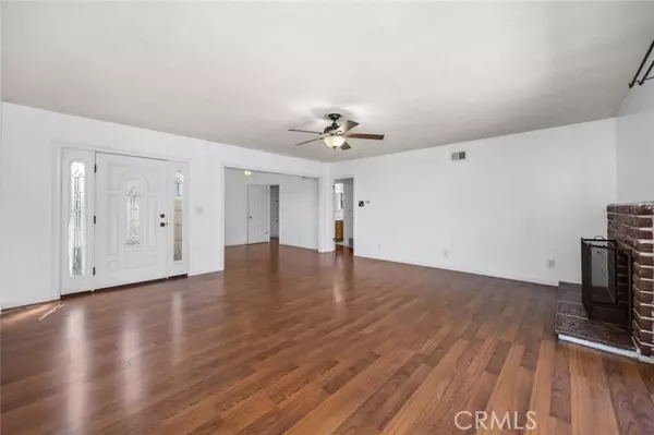 Anaheim, CA 92801,2407 Greenbrier AVE