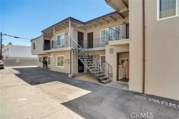 North Hollywood, CA 91601,5326 Cahuenga Blvd