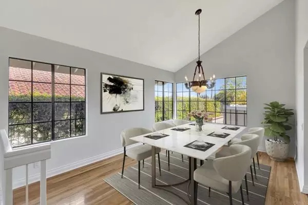 Vista, CA 92081,1211 Countrywood LN