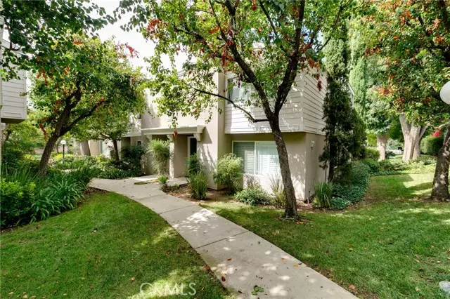 10224 Zelzah Ave 4, Northridge, CA 91325