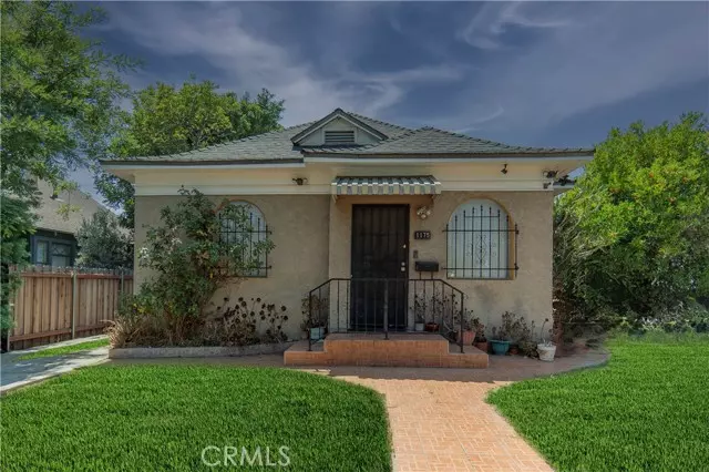 Los Angeles, CA 90029,1175 N Commonwealth AVE