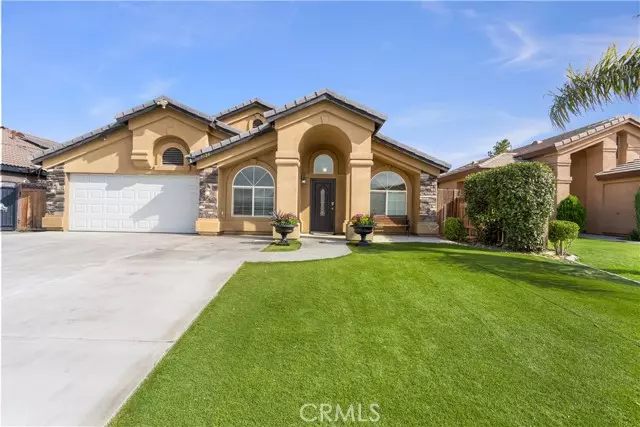 9320 Cadbury DR, Bakersfield, CA 93311
