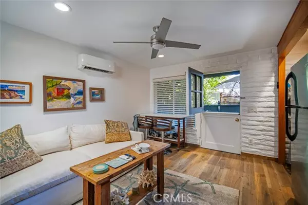 Dana Point, CA 92629,33915 Robles DR B