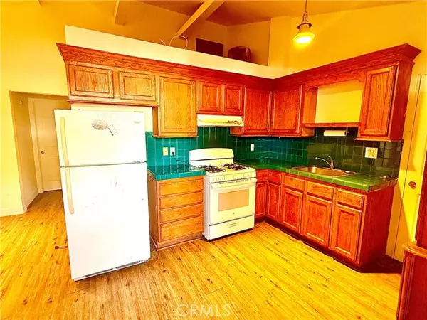 Panorama City, CA 91402,14054 Roscoe