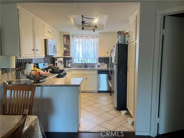 Canyon Country, CA 91351,26961 Rainbow Glen Dr 733