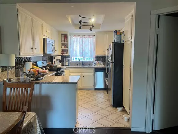 Canyon Country, CA 91351,26961 Rainbow Glen Dr 733